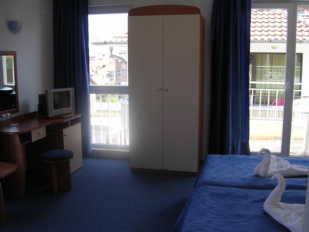 Pension Ruskovi Guesthouse Ravda Oda fotoğraf