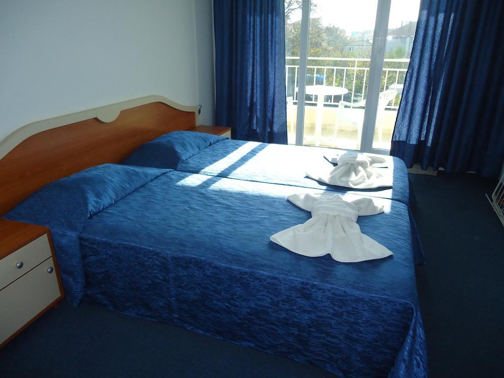 Pension Ruskovi Guesthouse Ravda Oda fotoğraf